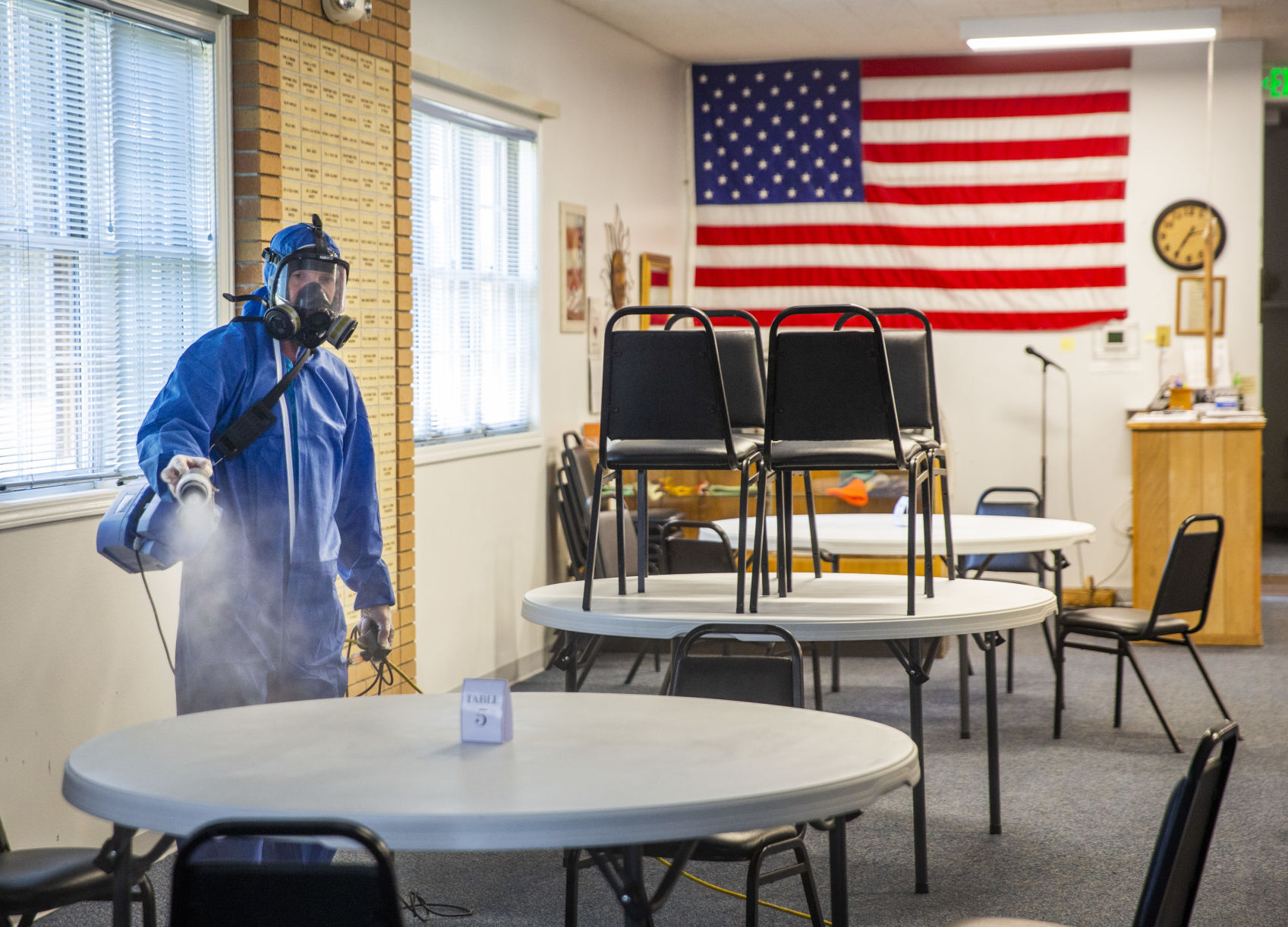 Disinfecting with fog